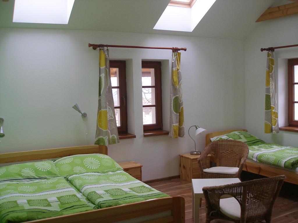 Ekofarma Bily Mrak Villa Borohradek Room photo