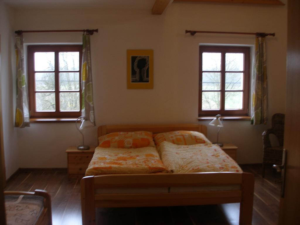 Ekofarma Bily Mrak Villa Borohradek Room photo